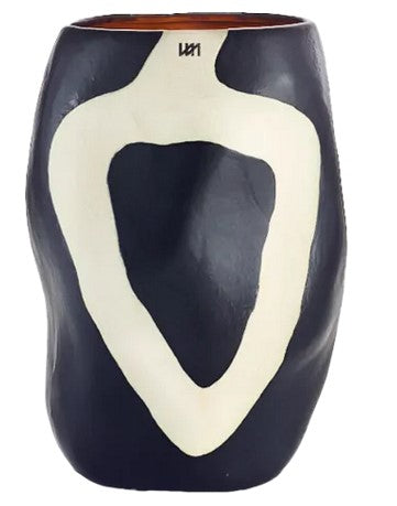 Cape Artistic Black XL Candle Escape