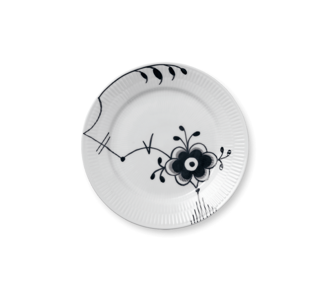 RC Black Fluted Mega Dessert Plate #6