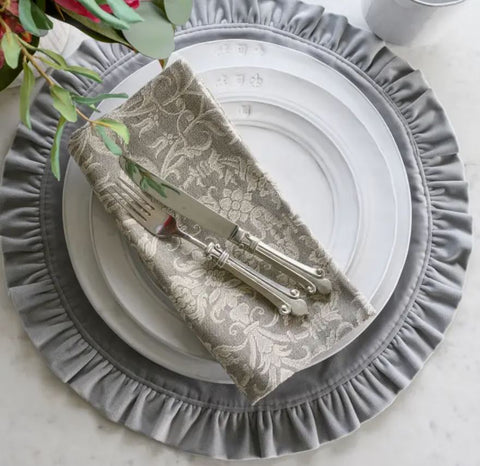 Round Ruffle Velvet Placemat Pewter
