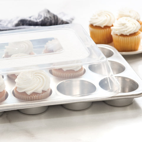 12-Cup Muffin Pan w/high Dome Lid
