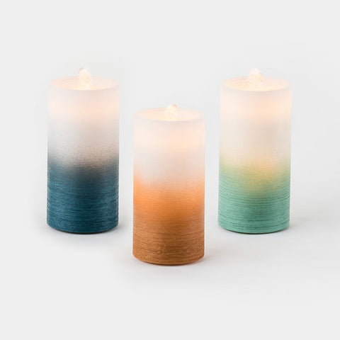 Ombre Water Wick Candle Lg w Remote Blue
