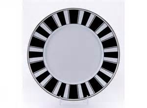 Sandwich Plate Black Stripes